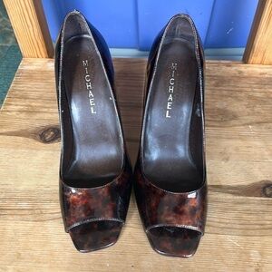 Michael Tortoise Heels 7.5